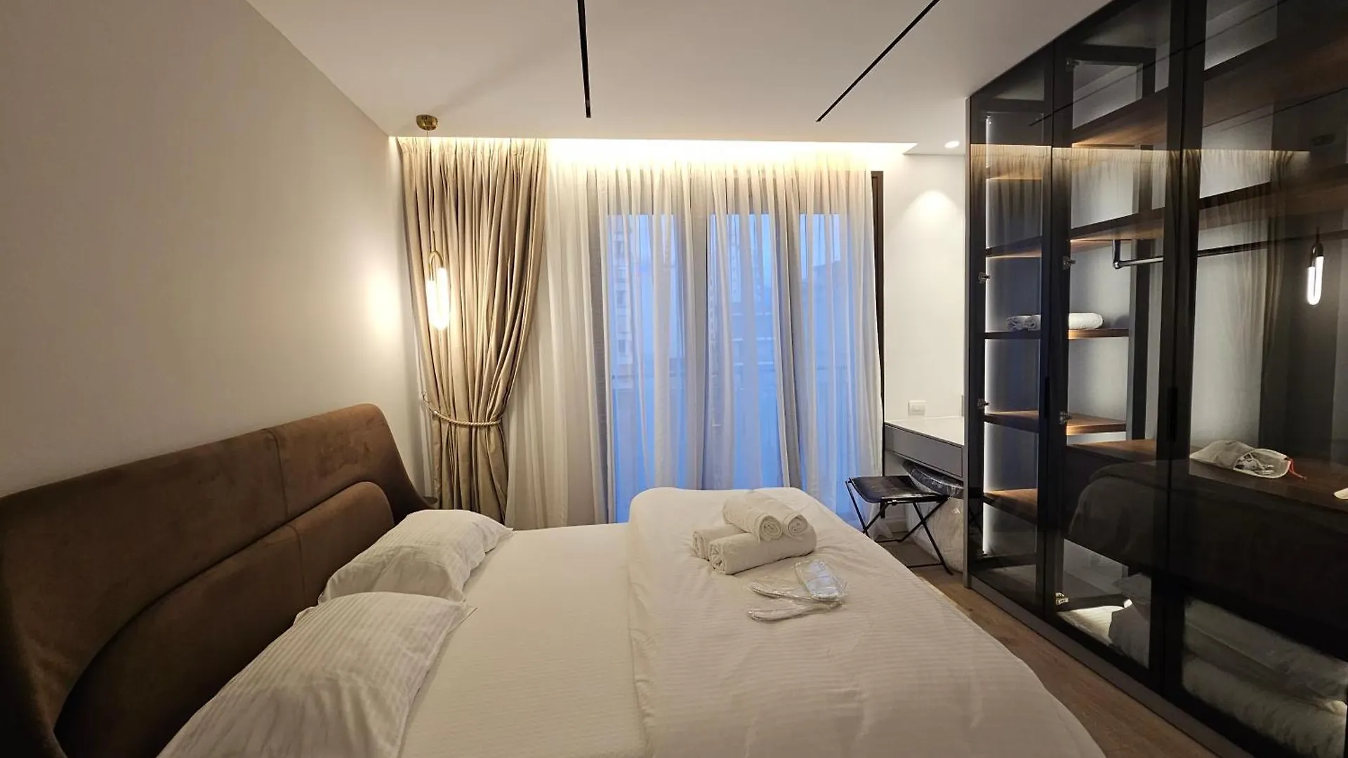 Center Apartment Easy_Luxury Tirana